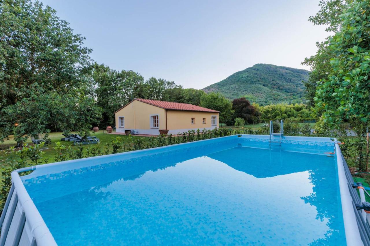 Villa Bassotta, A Charming Cottage لوكا المظهر الخارجي الصورة