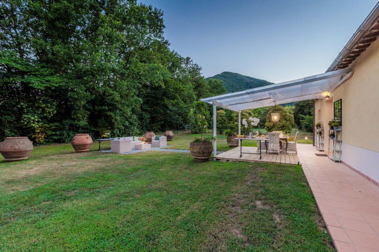 Villa Bassotta, A Charming Cottage لوكا المظهر الخارجي الصورة