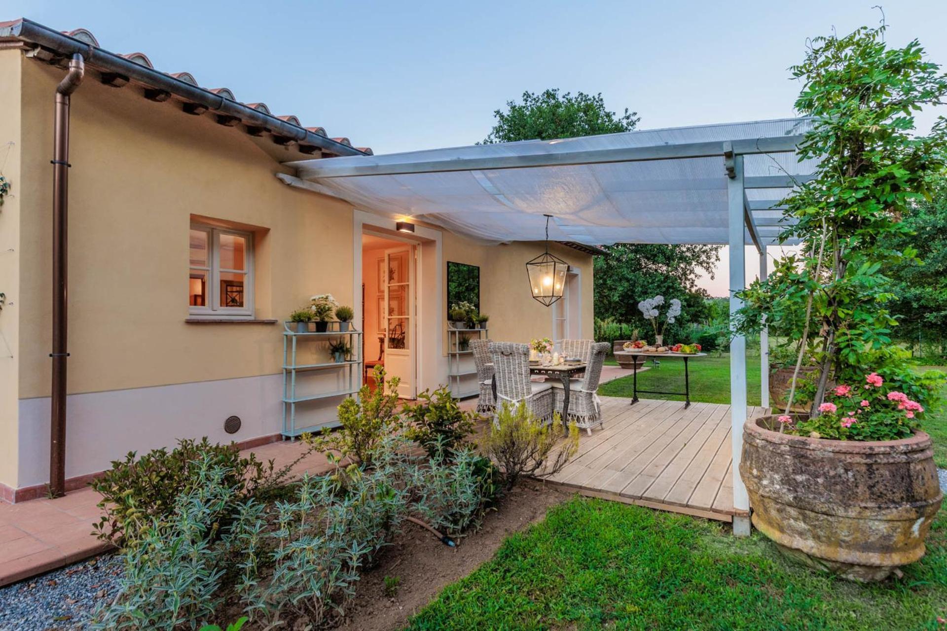 Villa Bassotta, A Charming Cottage لوكا المظهر الخارجي الصورة