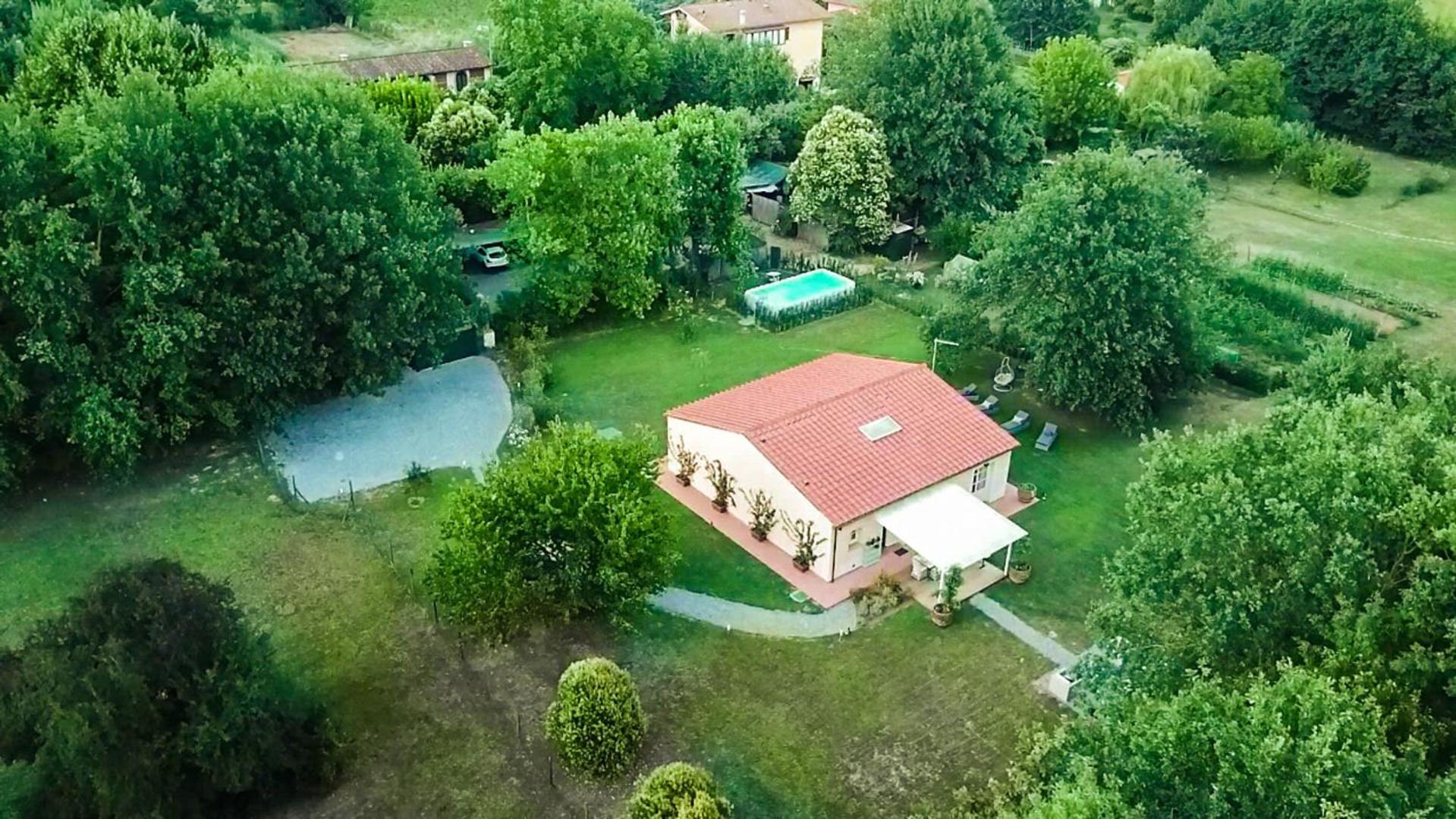 Villa Bassotta, A Charming Cottage لوكا المظهر الخارجي الصورة